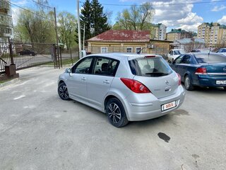 2010 Nissan Tiida I Рестайлинг, серебристый, 740000 рублей, вид 5