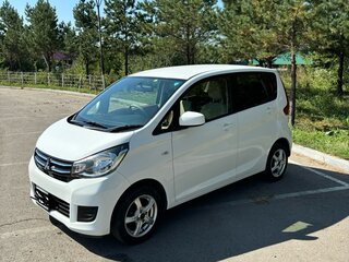 2017 Mitsubishi eK Wagon III Рестайлинг, белый, 730000 рублей, вид 1