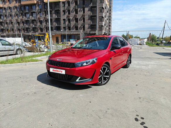 2023 Kaiyi E5, красный - вид 1