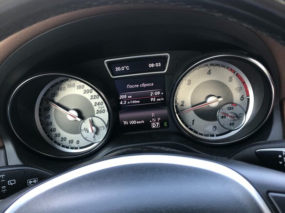 2014 Mercedes-Benz GLA 200 CDI I (X156), коричневый, 1587253 рублей - вид 17