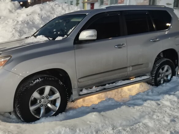 2010 Lexus GX 460 II, серый, 3600000 рублей - вид 4