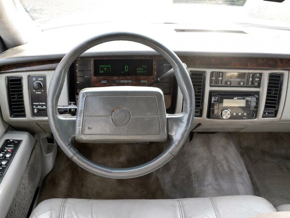 1993 Cadillac Fleetwood II, серый - вид 5