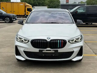 2022 BMW 1 серии 120i III (F52) Рестайлинг, белый, 1700300 рублей, вид 2