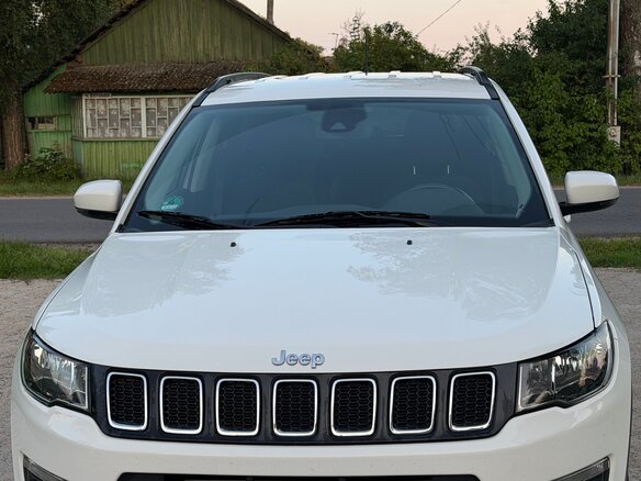 2019 Jeep Compass II, белый, 2000000 рублей