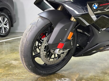 2025 BMW S 1000 RR, чёрный, 2490000 рублей, вид 4