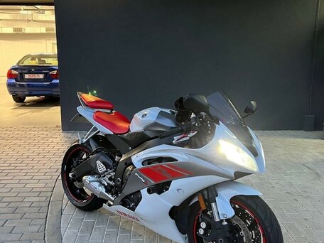 2008 Yamaha YZF-R6, белый, 750000 рублей, вид 1