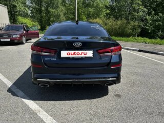 2020 Kia Optima IV Рестайлинг, синий, 2600000 рублей, вид 4