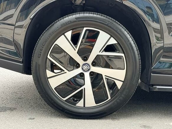 2025 BYD Tang L, чёрный, 5570200 рублей - вид 35