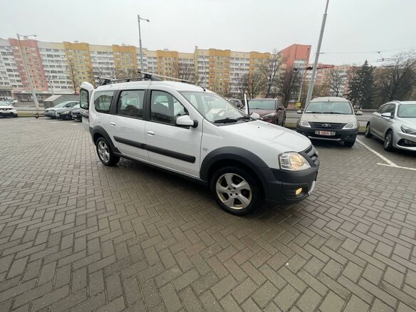2020 Lada (ВАЗ) Largus Cross I, белый, 980000 рублей - вид 5