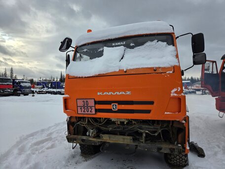 2017 КамАЗ 43118, оранжевый, 2300000 рублей, вид 2