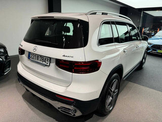 2025 Mercedes-Benz GLB 250 I (X247) Рестайлинг, белый, 6499000 рублей, вид 2