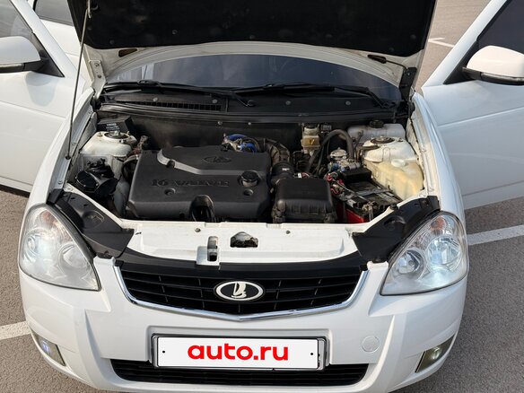 2011 Lada (ВАЗ) Priora I, белый, 340000 рублей - вид 18