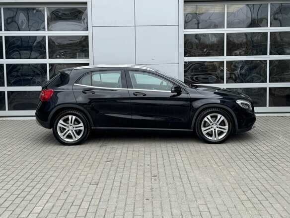 2014 Mercedes-Benz GLA 250 I (X156), чёрный, 1620000 рублей - вид 7