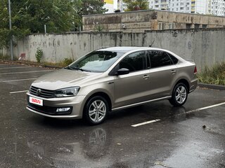 2017 Volkswagen Polo V Рестайлинг, бежевый, 1250000 рублей, вид 1