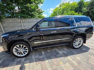 2020 Cadillac Escalade IV, чёрный, 5300000 рублей, вид 4