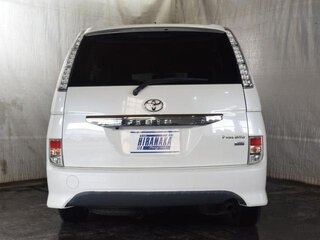 2017 Toyota ISis I Рестайлинг, белый, 1440000 рублей, вид 5