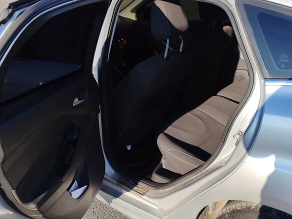 2012 Ford Focus III, серебристый - вид 16
