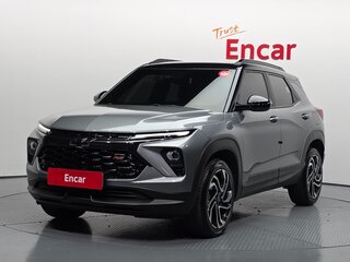 2024 Chevrolet TrailBlazer III Рестайлинг, серый, 2513000 рублей, вид 2