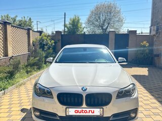 2013 BMW 5 серии 525d xDrive VI (F10/F11/F07) Рестайлинг, белый, 2250000 рублей, вид 4