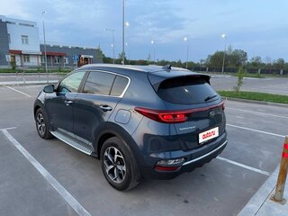 2021 Kia Sportage IV Рестайлинг, синий, 2490000 рублей, вид 4