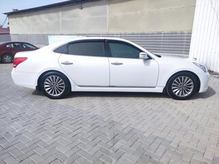 2013 Hyundai Equus II Рестайлинг, белый, 1650000 рублей, вид 4