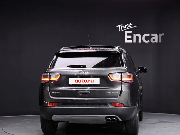 2023 Jeep Compass II Рестайлинг, серый - вид 3