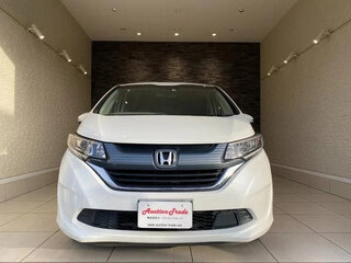 2017 Honda Freed II, белый, 1080000 рублей, вид 4