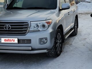 2012 Toyota Land Cruiser 200 Series Рестайлинг 1, серебристый, 3500000 рублей, вид 1