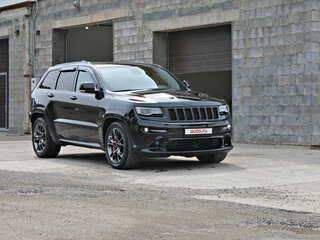 2014 Jeep Grand Cherokee SRT IV (WK2) Рестайлинг, чёрный, 3800000 рублей, вид 4