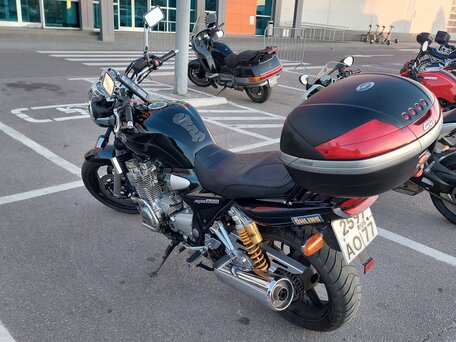2005 Yamaha XJR1300, чёрный, 600000 рублей, вид 3