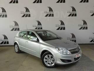 2010 Opel Astra H Рестайлинг, серебристый, 645000 рублей, вид 1