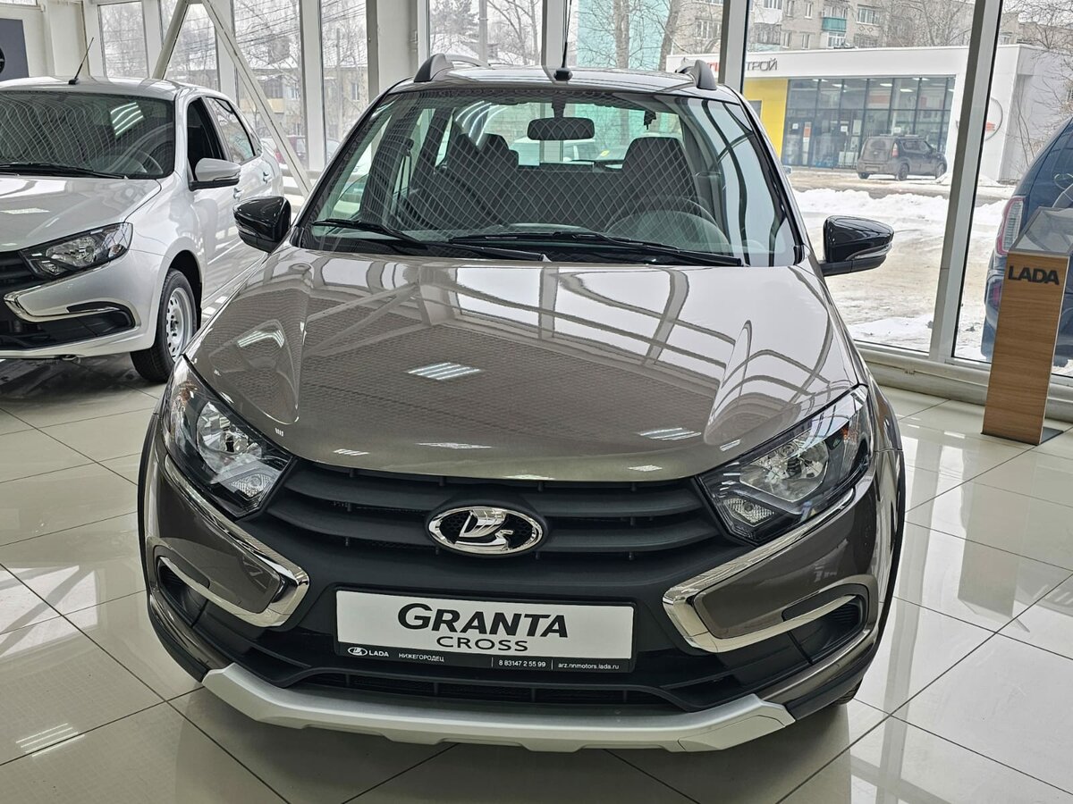 Открыть фотографии: Lada (ВАЗ) Granta I Рестайлинг