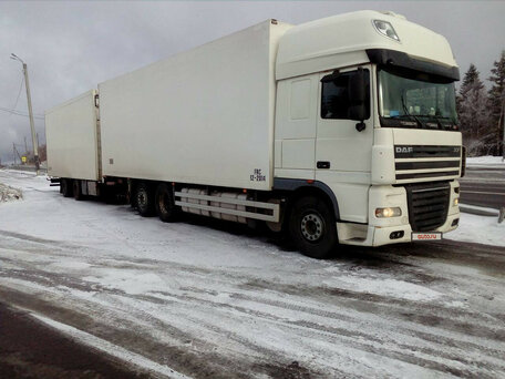 2009 DAF XF 105, белый, 7000000 рублей, вид 1