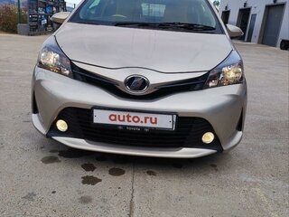 2014 Toyota Vitz III (XP130) Рестайлинг, коричневый, 1050000 рублей, вид 1