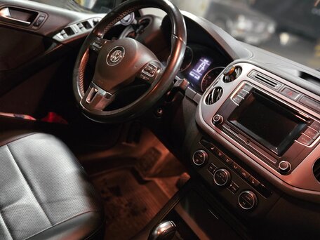 2015 Volkswagen Tiguan Euro 6 I Рестайлинг, серый, 1100000 рублей, вид 5