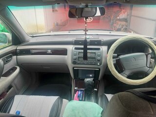 2001 Toyota Crown XI (S170), серебристый, 950000 рублей, вид 5