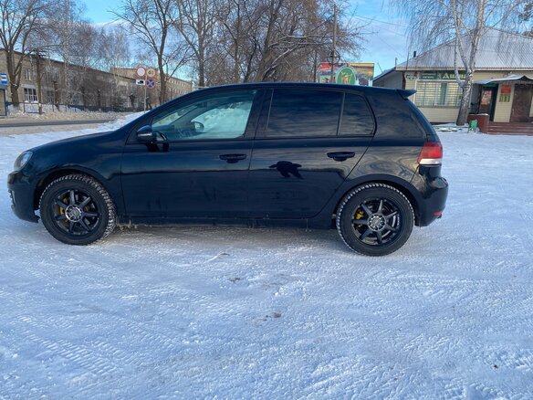 2012 Volkswagen Golf VI, чёрный, 900000 рублей - вид 9