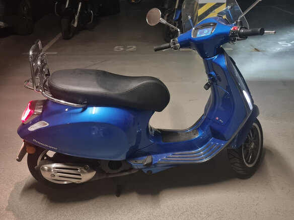 2021 Vespa Primavera, синий, 500000 рублей - вид 3