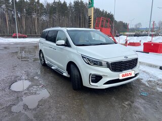 2019 Kia Carnival III, белый, 3050000 рублей, вид 4