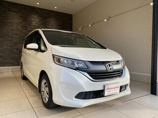 2017 Honda Freed II, белый, 1080000 рублей, вид 3