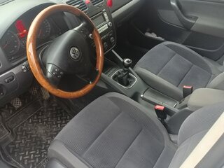 2006 Volkswagen Jetta V, серебристый, 900000 рублей, вид 5