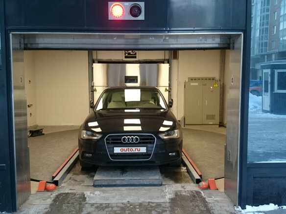 2014 Audi A4 IV (B8) Рестайлинг, чёрный, 1690000 рублей - вид 5