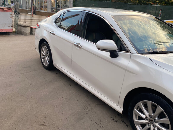 2018 Toyota Camry VIII (XV70), белый, 2500000 рублей - вид 25