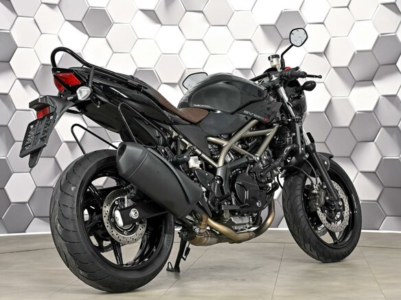 2023 Suzuki SV 650, чёрный, 677000 рублей - вид 6