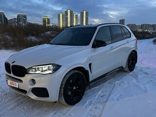 2017 BMW X5 30d III (F15), белый, 5200000 рублей, вид 2