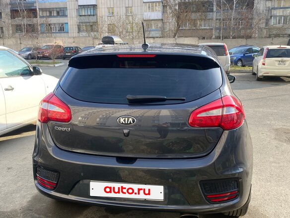 2016 Kia Ceed II Рестайлинг, серый, 1470000 рублей - вид 5