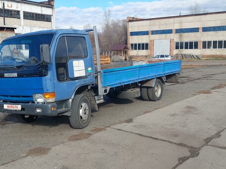 1992 Nissan Atlas, синий, 1399999 рублей, вид 2