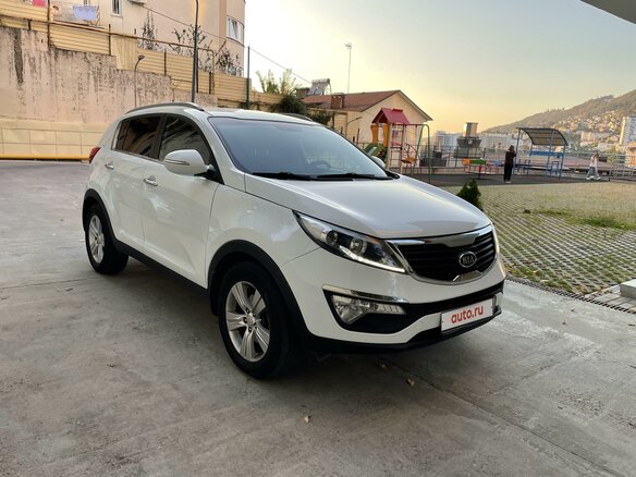 2012 Kia Sportage III, белый, 950000 рублей - вид 2