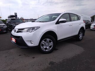 2014 Toyota RAV4 IV (XA40), белый, 2350000 рублей, вид 1