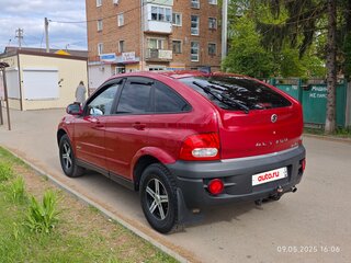 2008 SsangYong Actyon 4-speed I, красный, 670000 рублей, вид 4